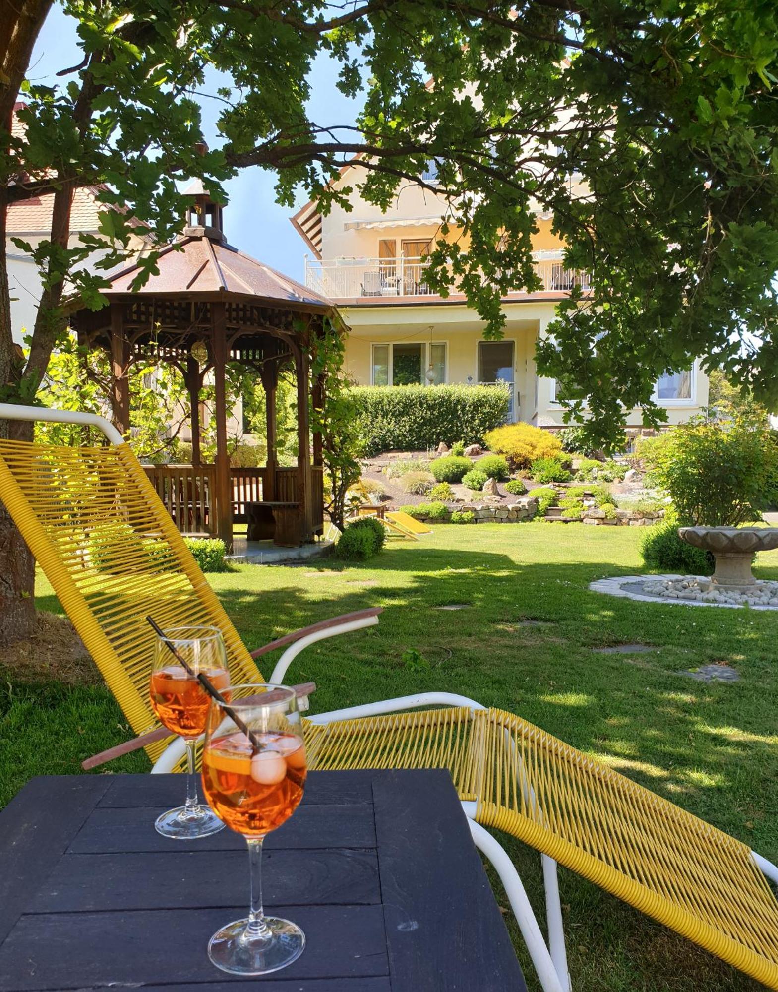 Hotel Hessischer Hof เมลซุงเงิน ภายนอก รูปภาพ