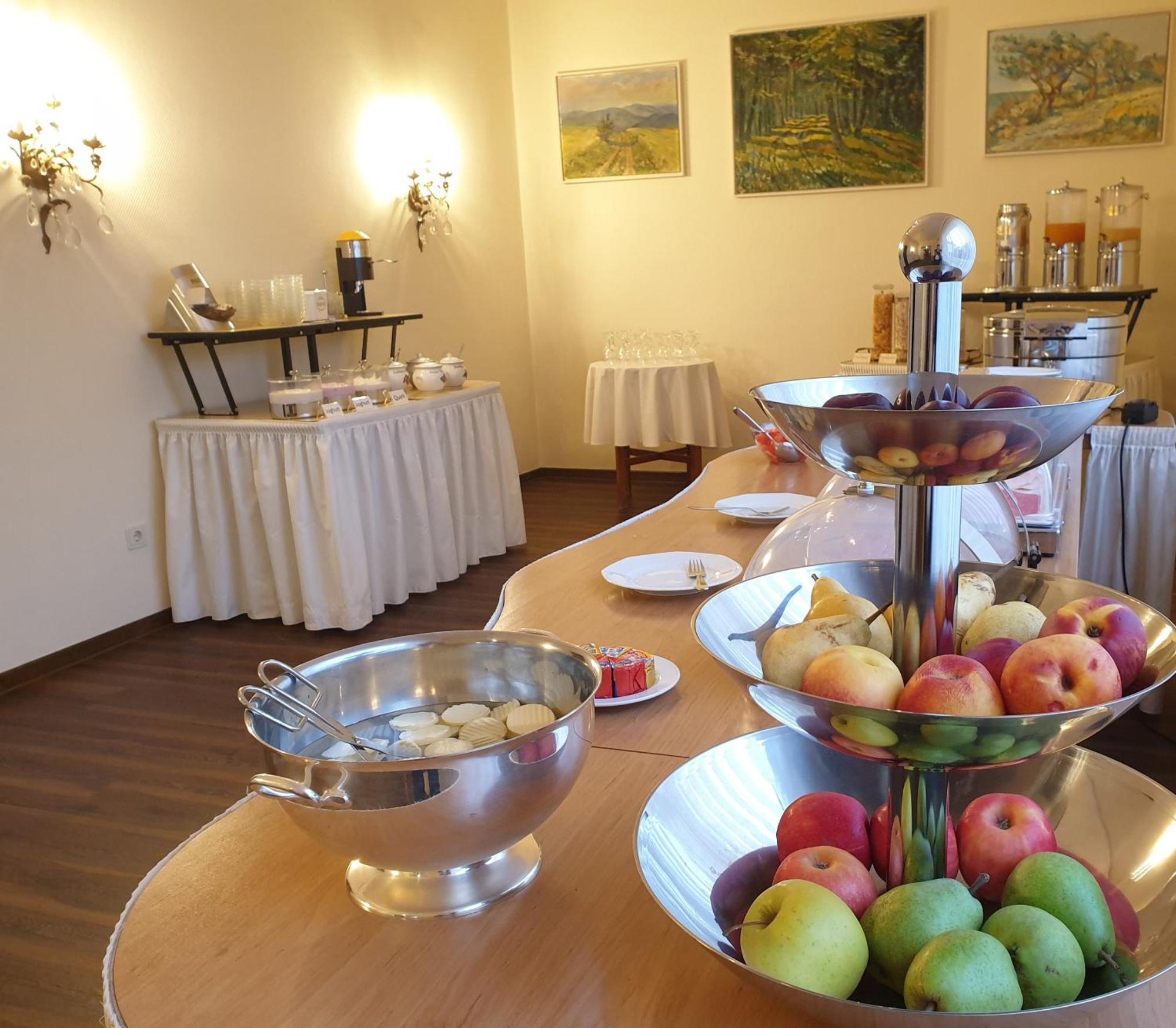 Hotel Hessischer Hof เมลซุงเงิน ภายนอก รูปภาพ